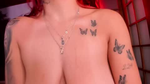 Snapshot of miss__abigail chatting on 02.10.26 Abigail online show from 02.10.26