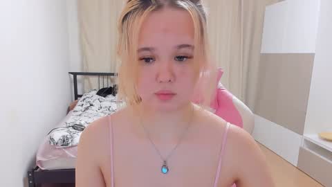 miss__selena online show from 02.03.25