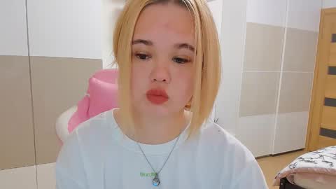 miss__selena online show from 02.09.25