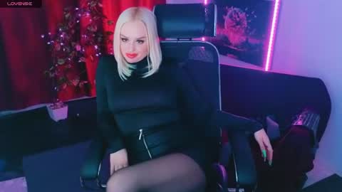 miss_alice_silver online show from 06.22.26
