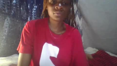 Snapshot of miss_belllo chatting on 02.16.25 miss_belllo online show from 02.16.25