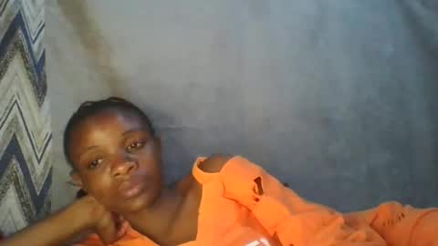 Snapshot of miss_belllo chatting on 02.24.25 miss_belllo online show from 02.24.25