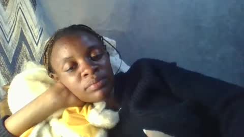 Snapshot of miss_belllo chatting on 03.06.25 miss_belllo online show from 03.06.25