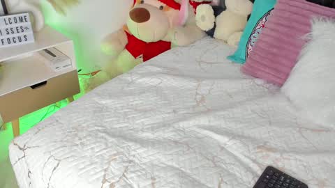 lucy 3 online show from 01.28.25