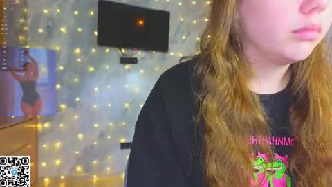 Sandy online show from 12.18.25