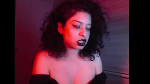 Miss Carmila online show from 09.16.25