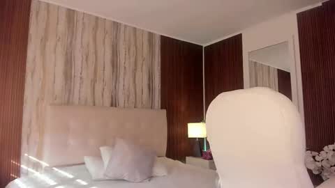 CANDELA CASTRO  online show from 03.09.26