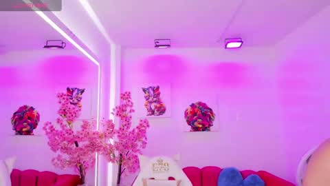 Melanie online show from 02.24.25