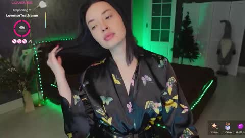 Elia online show from 12.19.25