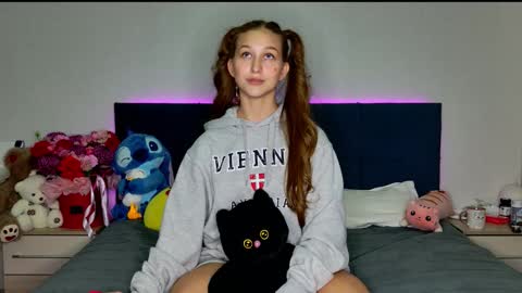 Emily online show from 11.06.25