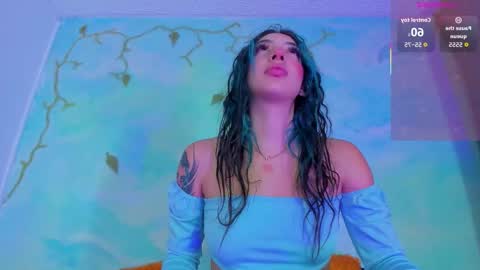 miss_evans_ online show from 11.04.25