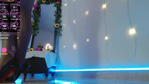 Miss Evoleth online show from 12.15.24