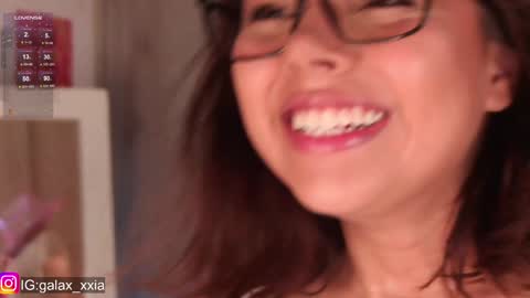 Snapshot of miss_galaxxia chatting on 12.28.24 Elisabeth IG galax xxia online show from 12.28.24