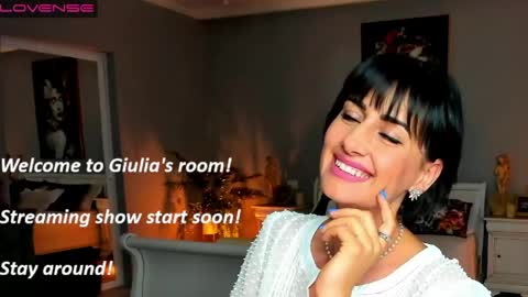 Snapshot of miss_giulia chatting on 04.19.26 Miss Giulia online show from 04.19.26