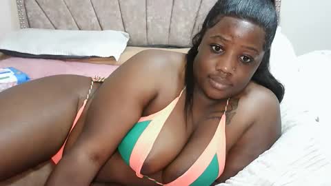 Snapshot of miss_godess chatting on 09.25.25 miss_godess online show from 09.25.25