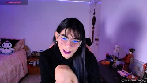 Snapshot of miss_hikikomori chatting on 01.11.26 Asami online show from 01.11.26