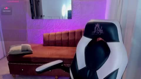 Isabella online show from 02.03.26