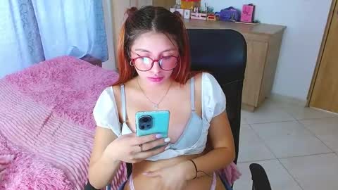 Isabella online show from 03.05.25