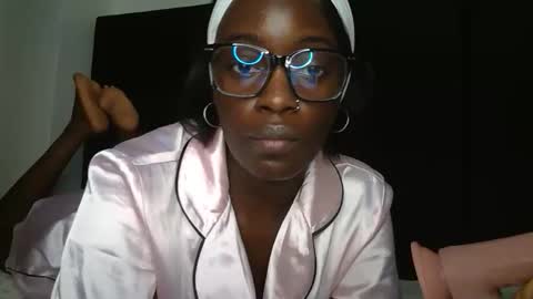 SensuElle  WHAT I DONT SHOW HERE... YOULL ONLY SEE IN PRIVATE  online show from 03.10.26