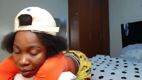 Miss Kiarrafit online show from 12.05.24