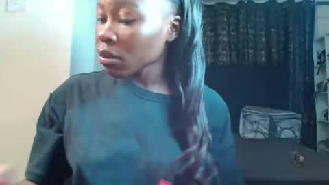 Miss Kiarrafit online show from 02.19.26