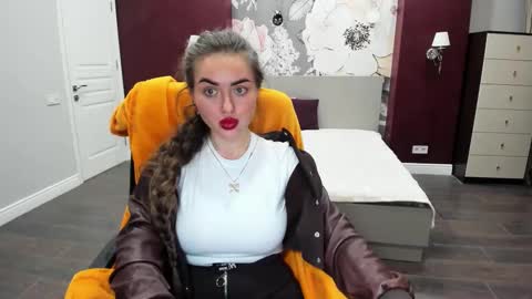 miss_kiten online show from 01.06.26