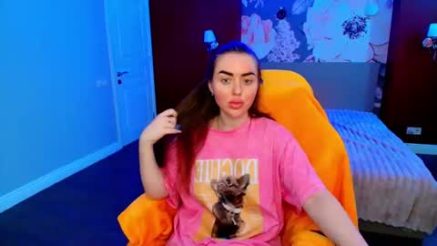 Snapshot of miss_kiten chatting on 06.21.26 miss_kiten online show from 06.21.26