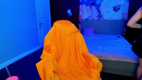Snapshot of miss_kiten chatting on 06.22.26 miss_kiten online show from 06.22.26
