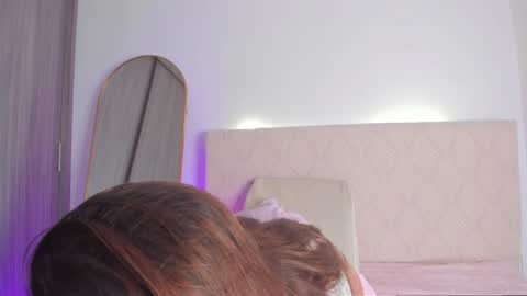 Snapshot of miss_lanaa chatting on 04.29.26 Alana online show from 04.29.26