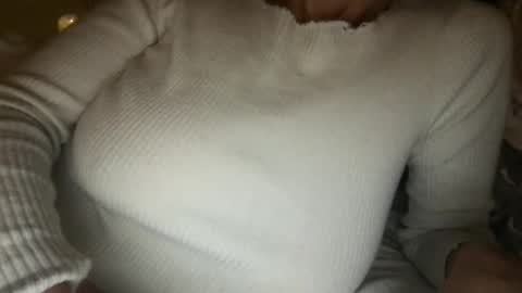 miss Laura online show from 11.17.25