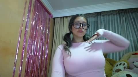 lilieth  online show from 04.14.26