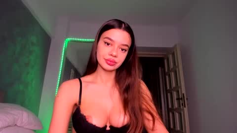 Snapshot of miss_medyson chatting on 02.20.25 miss_medyson online show from 02.20.25