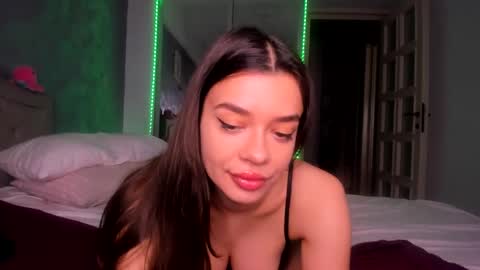 Snapshot of miss_medyson chatting on 03.08.25 miss_medyson online show from 03.08.25