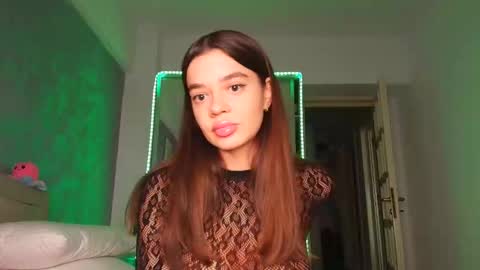 Snapshot of miss_medyson chatting on 09.10.25 miss_medyson online show from 09.10.25