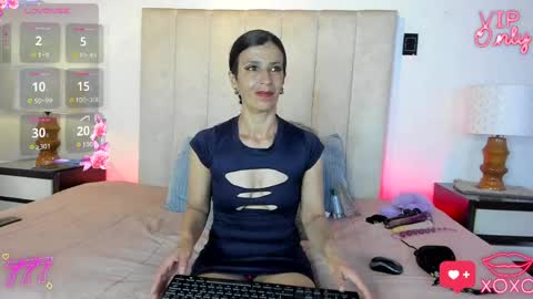 Snapshot of miss_milf_ chatting on 04.02.26 miss_milf_ online show from 04.02.26