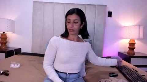 miss_milf_ online show from 07.10.26