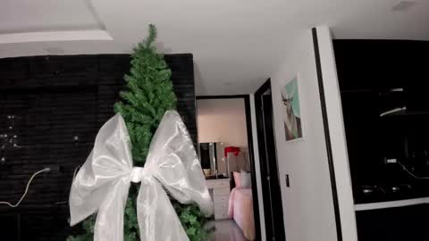 Goddess Myers  thumb up is important for me kisses  online show from 11.30.25