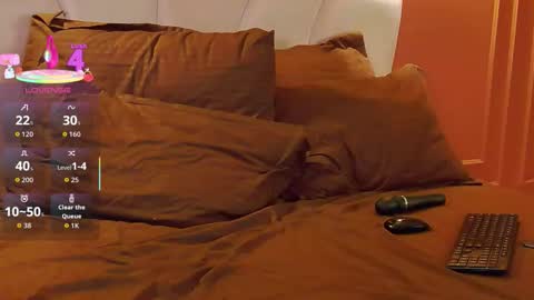 Olivia online show from 11.06.25