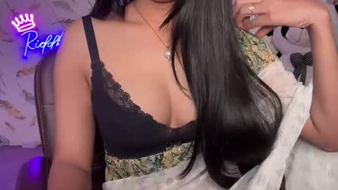 miss_queen99 online show from 01.10.26