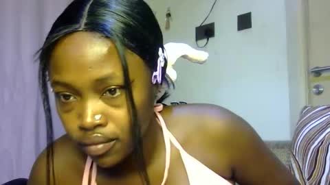 Snapshot of miss_sexyyy chatting on 10.08.25 miss_sexyyy online show from 10.08.25