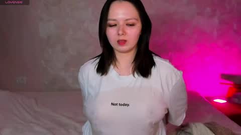 JULIE online show from 04.15.26