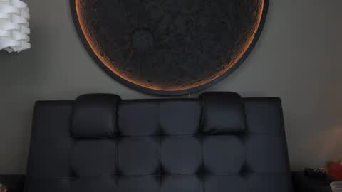 Snapshot of miss_vaiolette chatting on 10.18.25 Vaiolette online show from 10.18.25