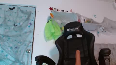 hanna    online show from 10.17.25