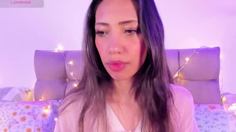 Miss Veronica online show from 02.04.25