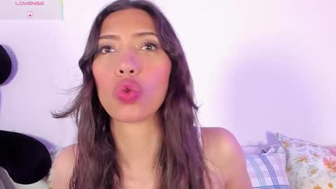 Miss Veronica online show from 03.06.25