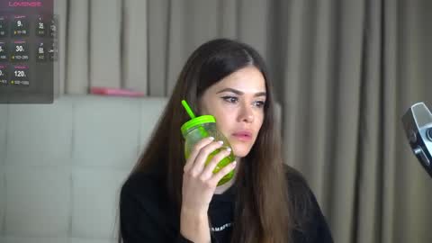 Snapshot of miss_viktoria chatting on 06.06.26 Miss Victoria online show from 06.06.26