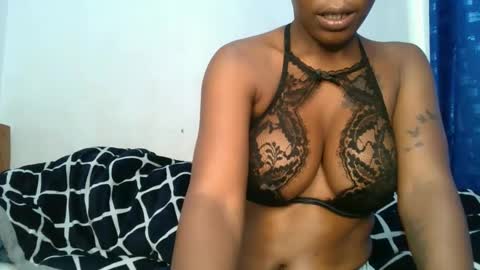 Snapshot of miss_world23 chatting on 11.17.25 miss_world23 online show from 11.17.25