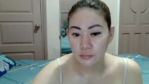 Snapshot of miss_zephyr chatting on 02.21.26 HOT MOMMY ZEPHYR online show from 02.21.26