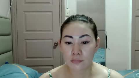 HOT MOMMY ZEPHYR online show from 03.02.26