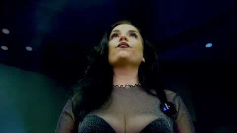 AliceReign online show from 04.14.26